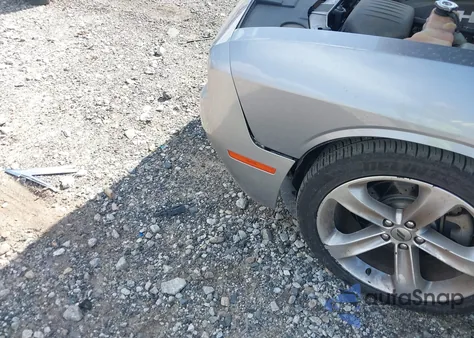 2018 Dodge Challenger R/T z USA, uszkodzony, nr VIN 2C3CDZBT9JH300893